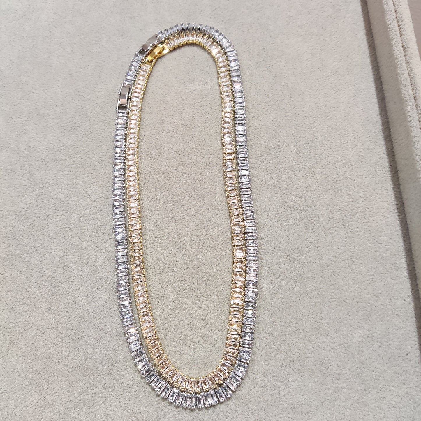 Sleek Bling Necklace