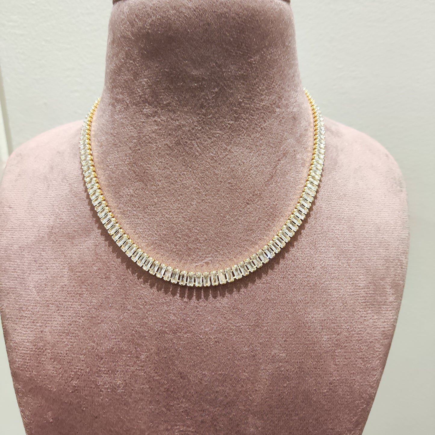 Sleek Bling Necklace