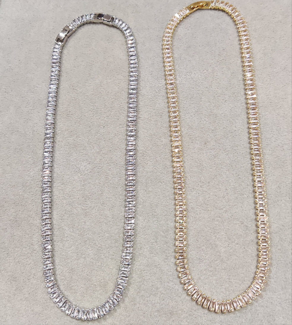 Sleek Bling Necklace