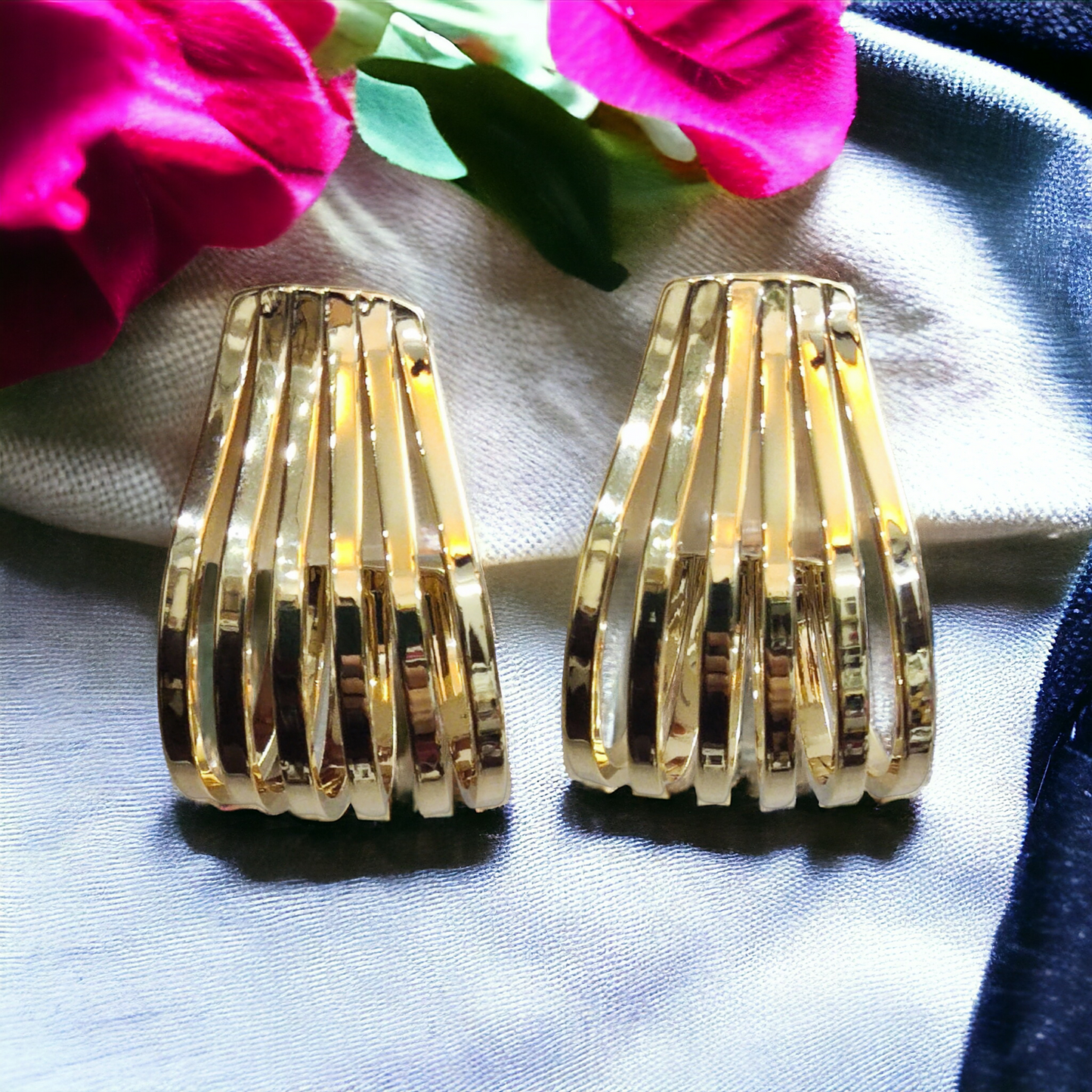 Cascade Gleam Hoops