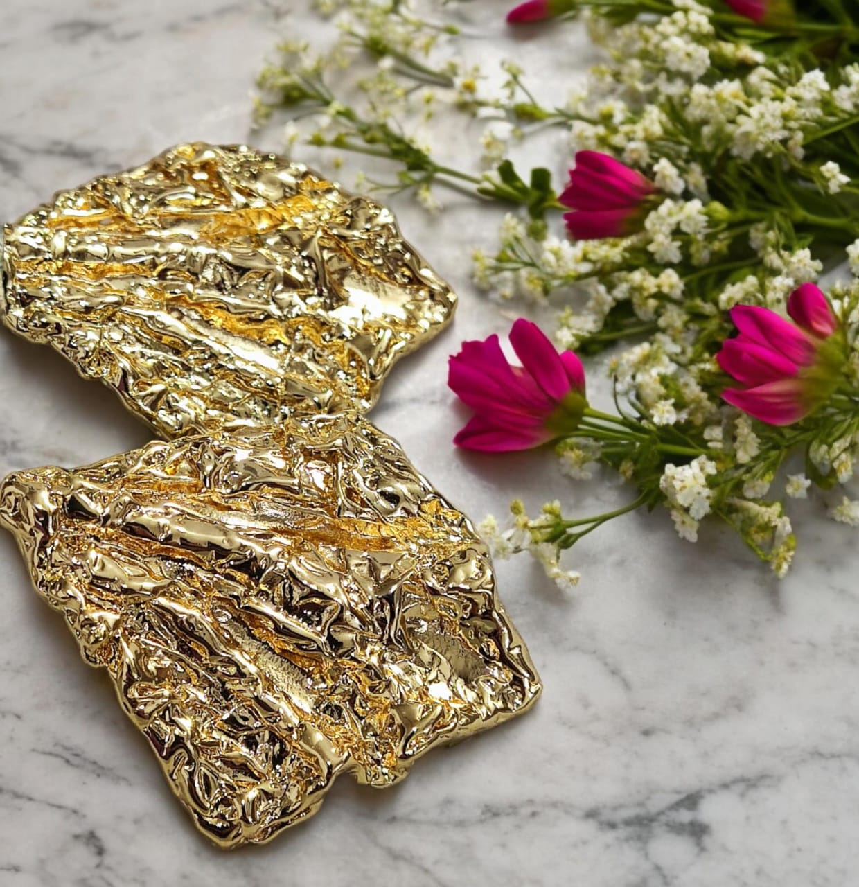 Crinkle Studs