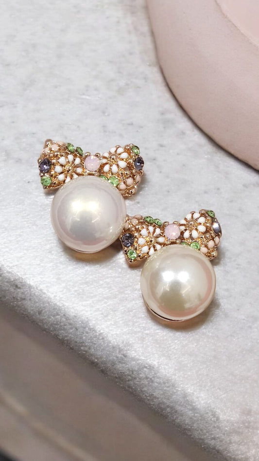 Pearl Bow Studs