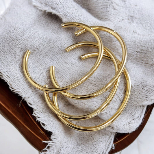 Eterna Classic Bangle