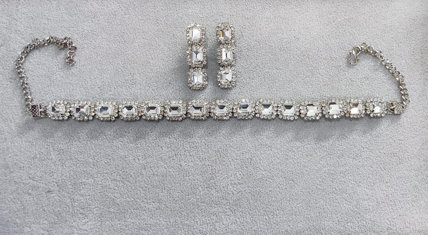 Velora Luxe Choker set