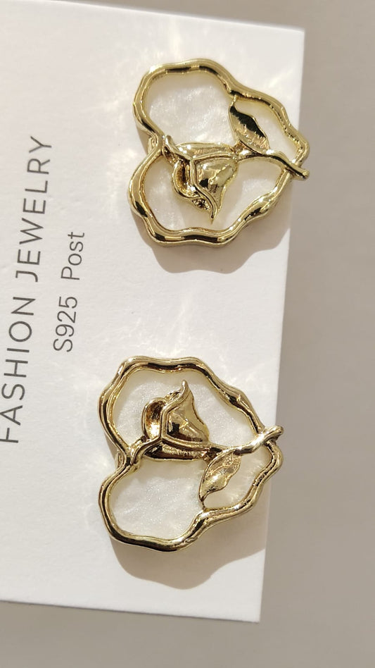 Guns & Roses Studs