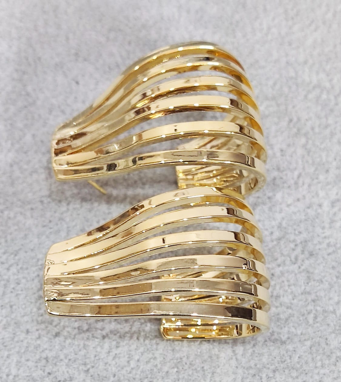 Cascade Gleam Hoops