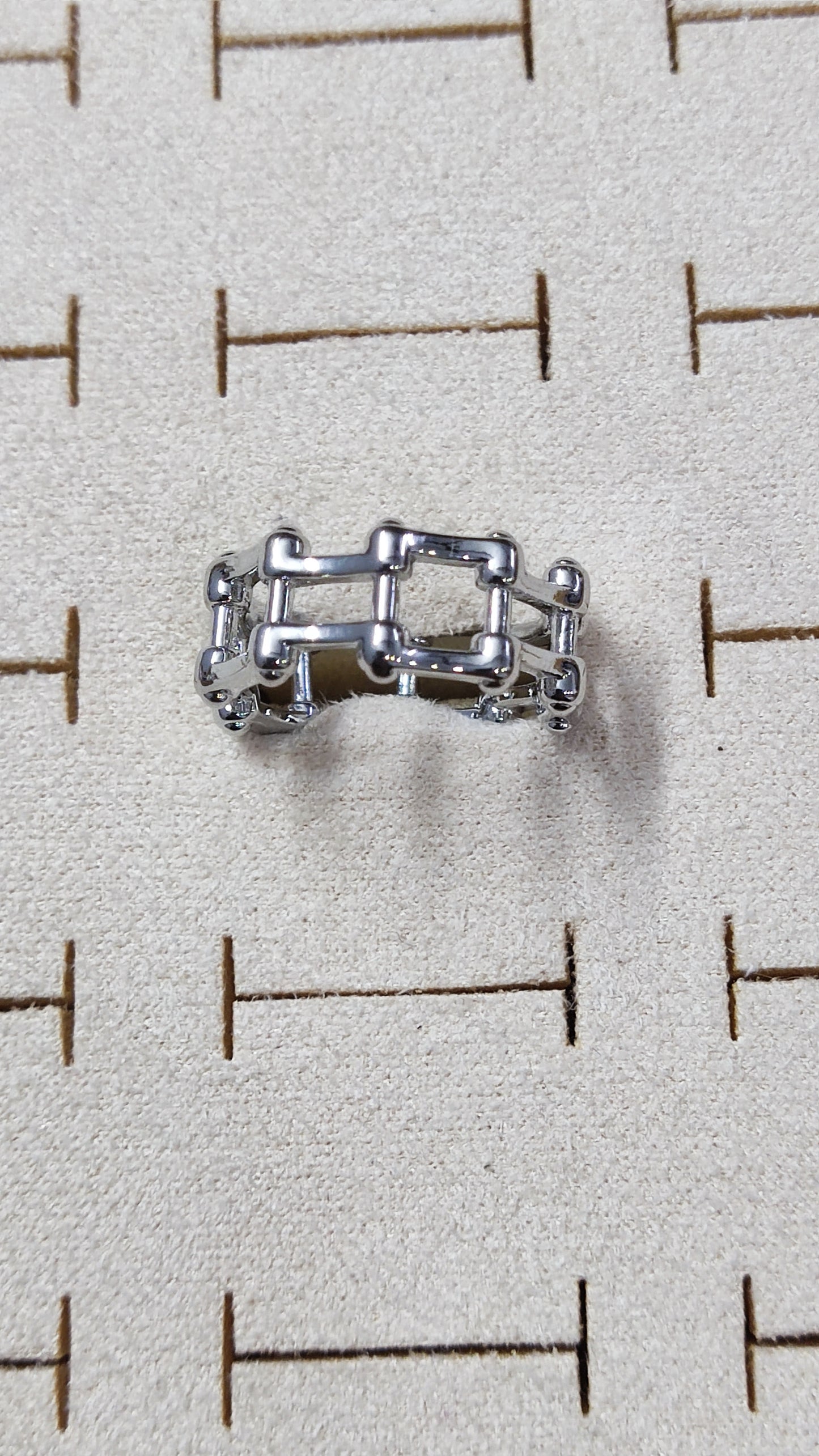 Silver Link Grid Ring