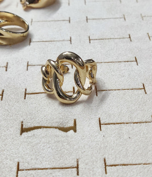 Golden Link Knot Ring