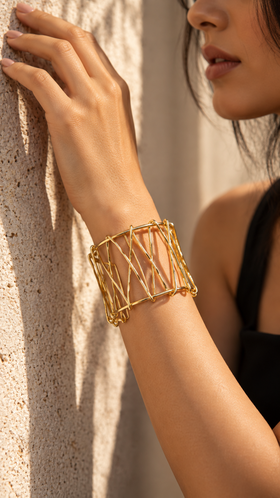 Abstract Cuff